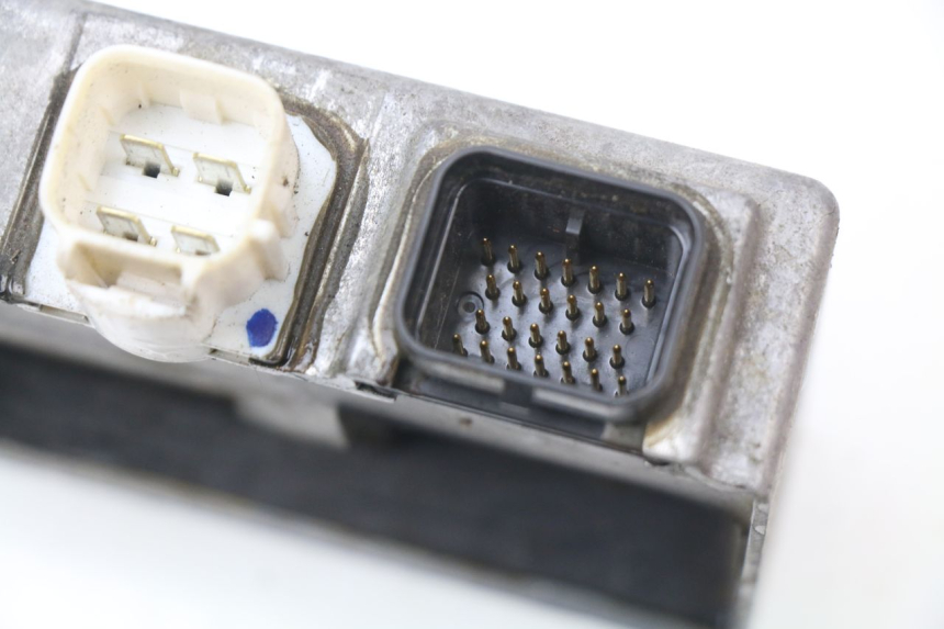 photo de ELEKTRISCHE RELAIS SUZUKI BURGMAN 650 (2002 - 2004)
