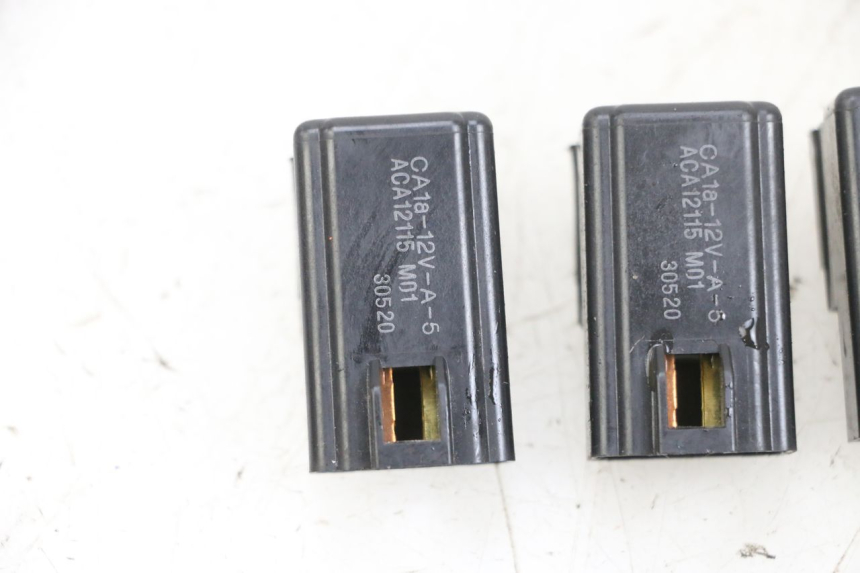 photo de RELAIS SUZUKI BURGMAN 650 (2013 - 2020)