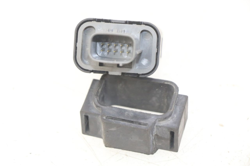 photo de ELEKTRISCHES RELAIS HONDA CB R 1000 (2018 - 2023)
