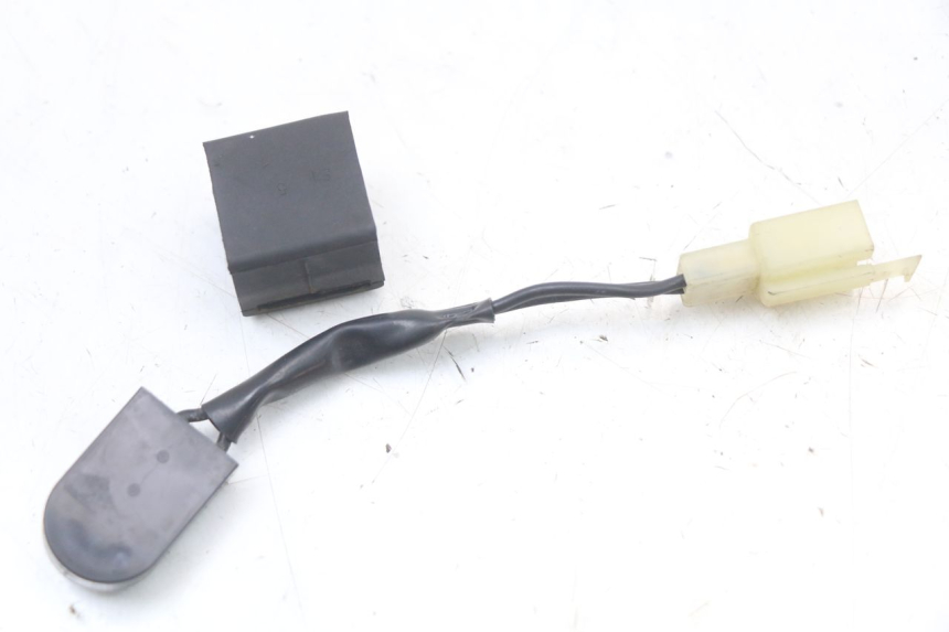 photo de ELEKTRISCHE RELAIS YAMAHA CYGNUS X 125 (2004 - 2007)