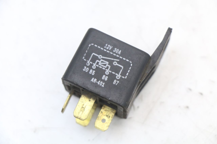photo de RELAIS SUZUKI GSX E 250 (1982 - 1983)