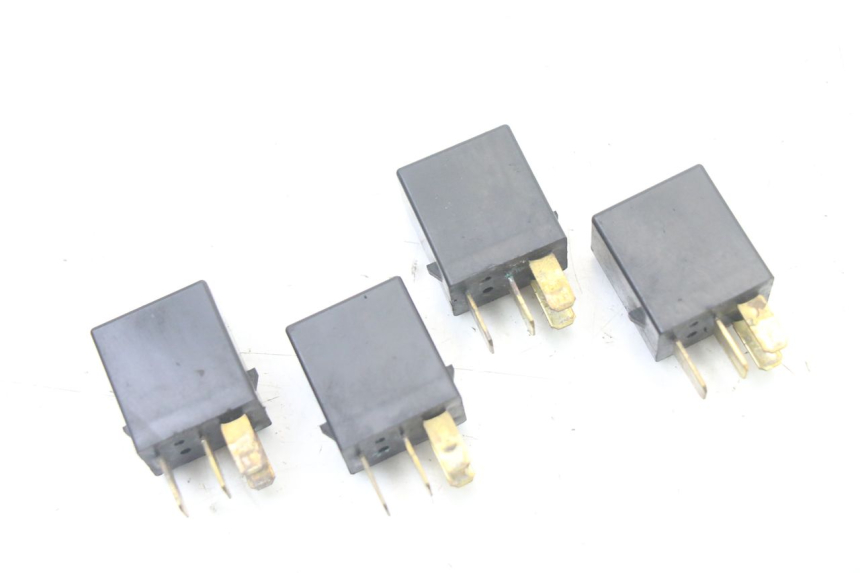 photo de ELEKTRISCHES RELAIS HONDA FES S-WING SWING ABS 125 (2007 - 2015)