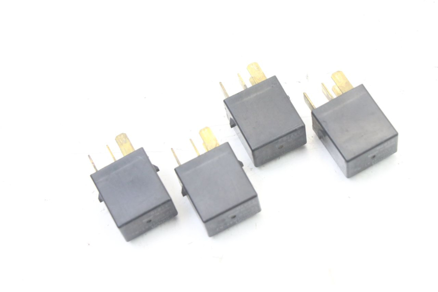 photo de ELEKTRISCHES RELAIS HONDA FES S-WING SWING ABS 125 (2007 - 2015)