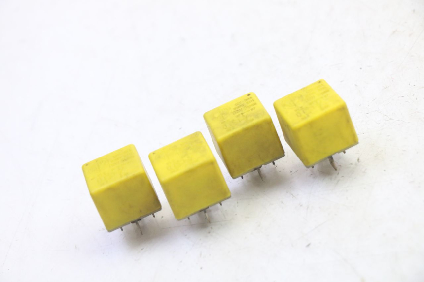 photo de ELEKTRISCHE RELAIS PIAGGIO MP3 RL 250 (2007 - 2010)