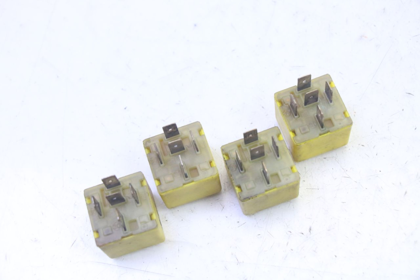 photo de ELEKTRISCHE RELAIS PIAGGIO MP3 RL 250 (2007 - 2010)