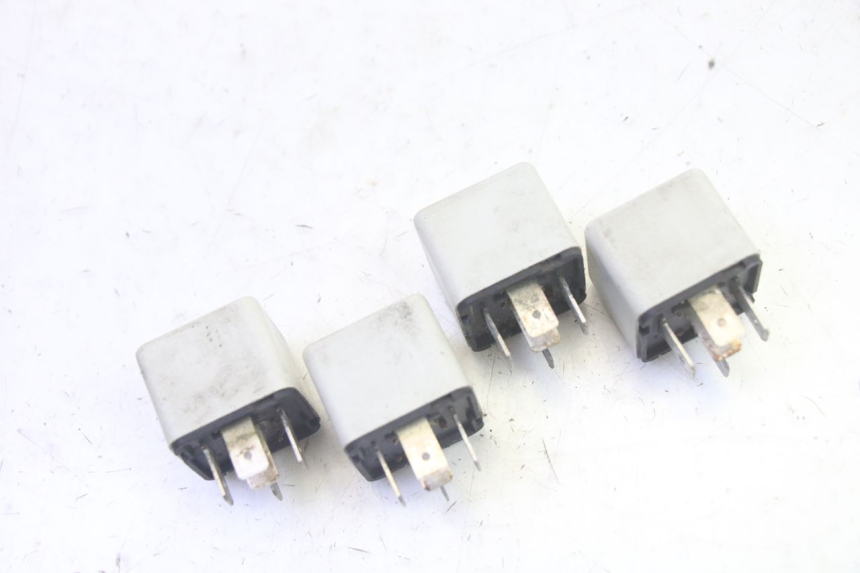 photo de ELEKTRISCHE RELAIS PIAGGIO MP3 RL 250 (2006 - 2010) - Zoom auf Gebrauchszustand