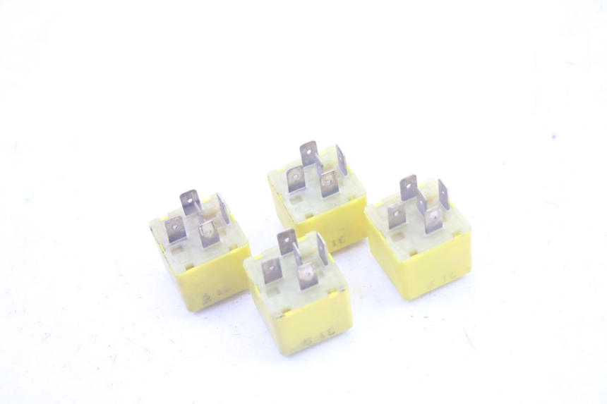 photo de ELEKTRISCHE RELAIS PIAGGIO MP3 RL 250 (2006 - 2010) - Zoom auf Gebrauchszustand