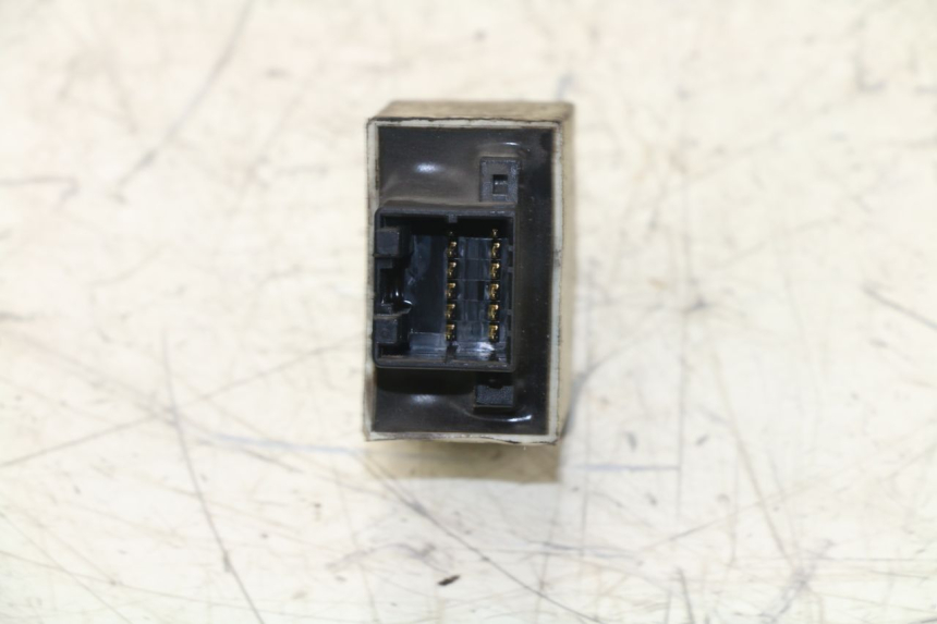photo de ELEKTRISCHES RELAIS PIAGGIO MP3 500 (2011 - 2015)