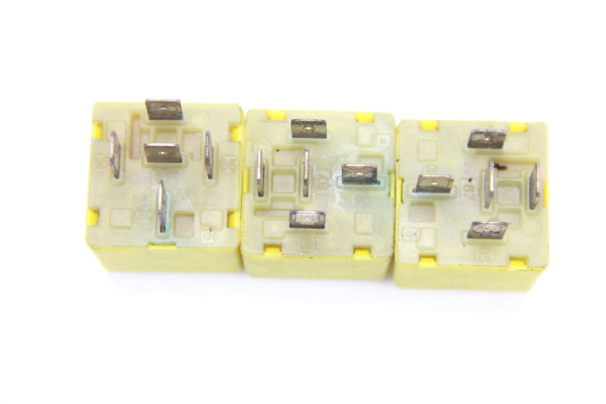 photo de ELEKTRISCHES RELAIS GILERA NEXUS 125 (2009 - 2013)
