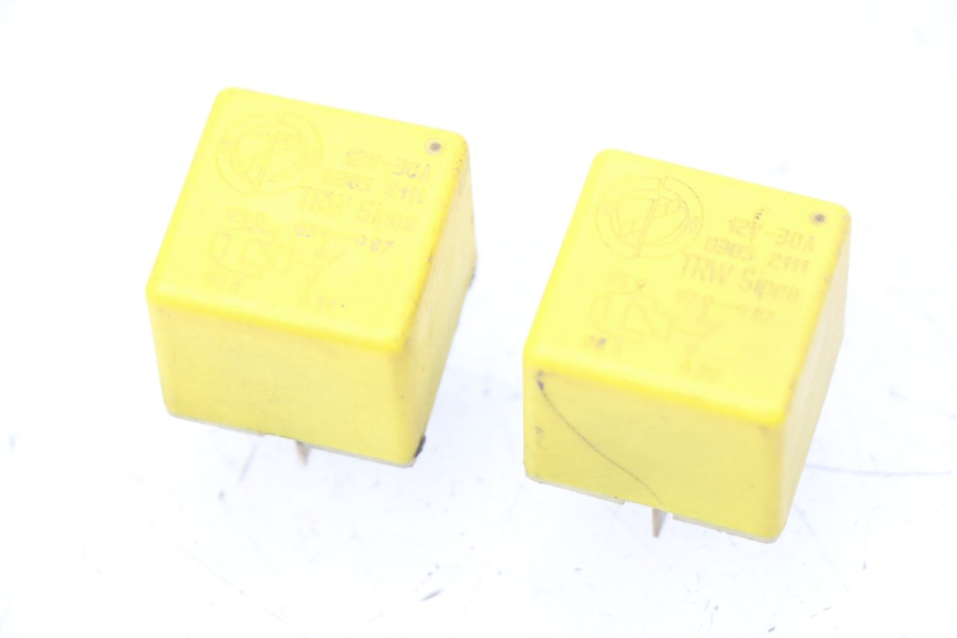 photo de ELEKTRISCHES RELAIS GILERA NEXUS 125 (2009 - 2013)
