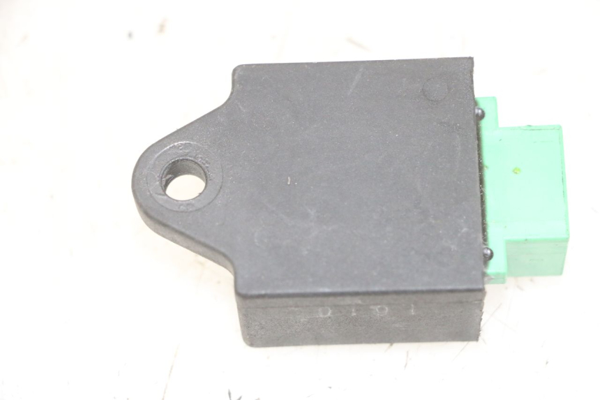 photo de ELEKTRISCHES RELAIS GILERA NEXUS 125 (2009 - 2013)