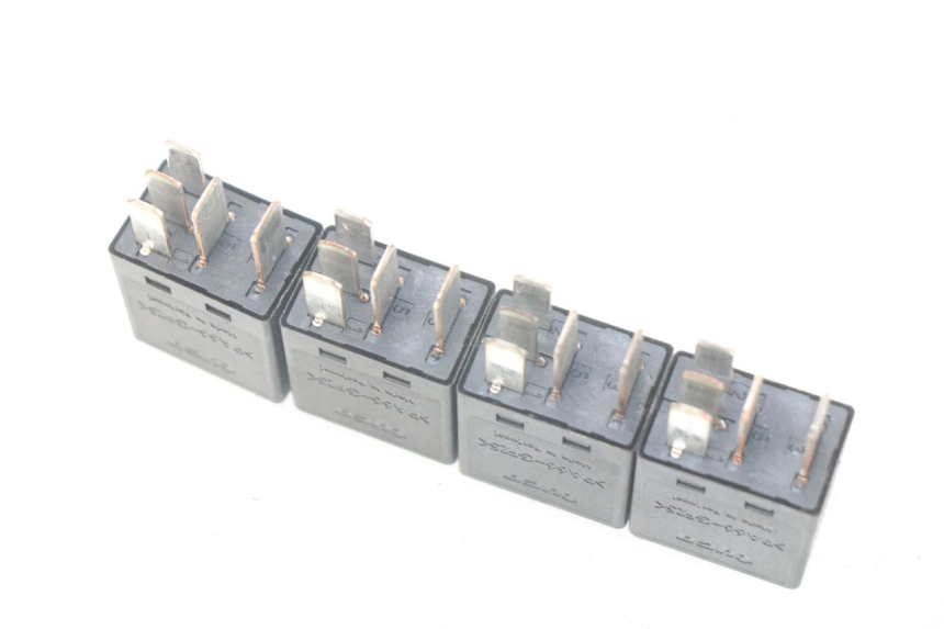 photo de ELEKTRISCHE RELAIS PEUGEOT GEOPOLIS 400 (2007 - 2013)