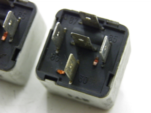 photo de RELAIS PIAGGIO BEVERLY 125 (1998 - 2005)