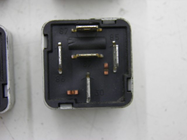 photo de RELAIS PIAGGIO MP3 400 (2007 - 2009)