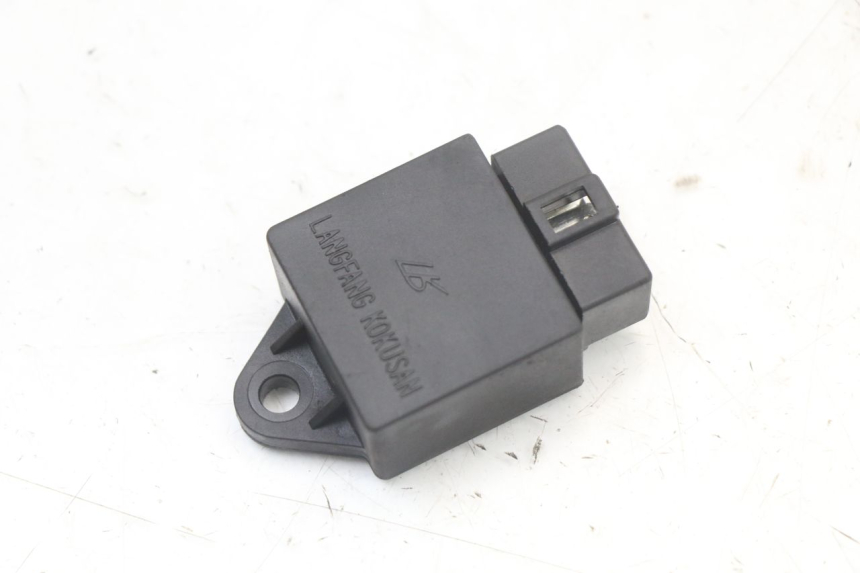 photo de ELEKTRISCHES RELAIS PIAGGIO VESPA LX 2T 50 (2005 - 2013)