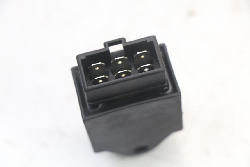 photo de ELEKTRISCHES RELAIS PIAGGIO VESPA LX 2T 50 (2005 - 2013)
