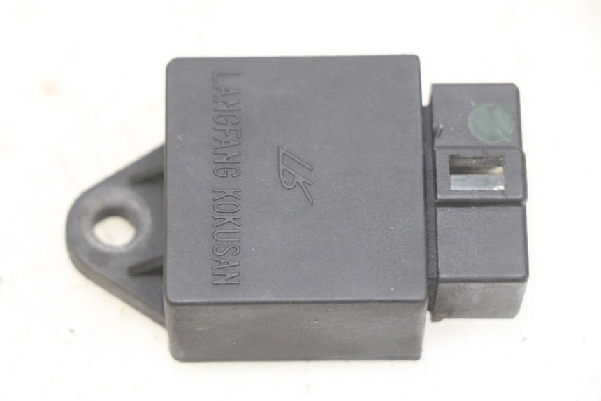 photo de ELEKTRISCHE RELAIS PIAGGIO VESPA LXV 125 (2006 - 2009)