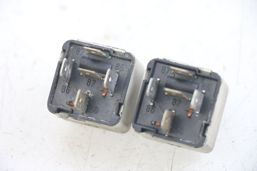 photo de ELEKTRISCHE RELAIS PIAGGIO X9 125 (2000 - 2003)