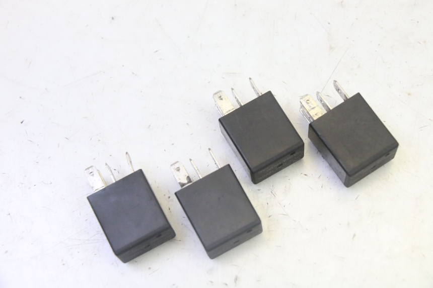 photo de RELAIS PEUGEOT SATELIS 125 (2013 - 2018)