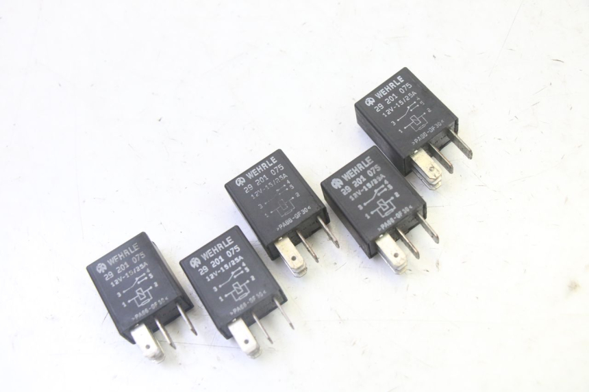 photo de RELAIS PEUGEOT SATELIS 125 (2013 - 2018)