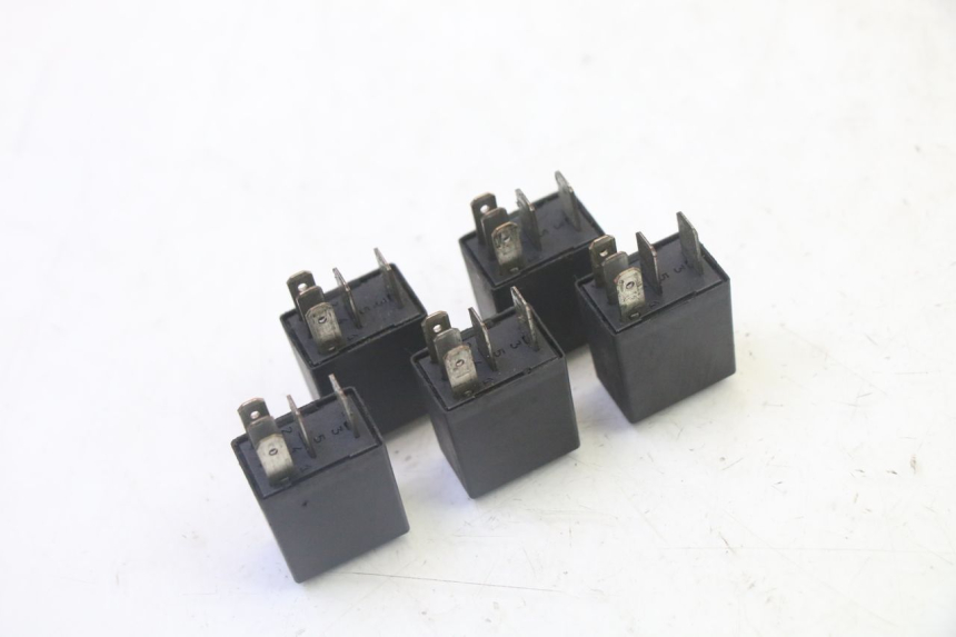 photo de RELAIS PEUGEOT SATELIS 125 (2013 - 2018)