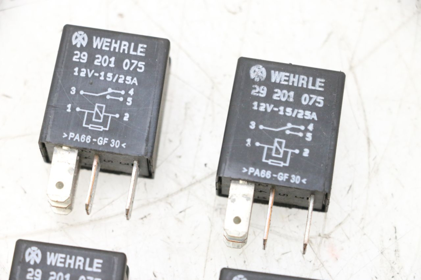 photo de RELAIS PEUGEOT SATELIS 125 (2013 - 2018) - Zoom auf Gebrauchszustand