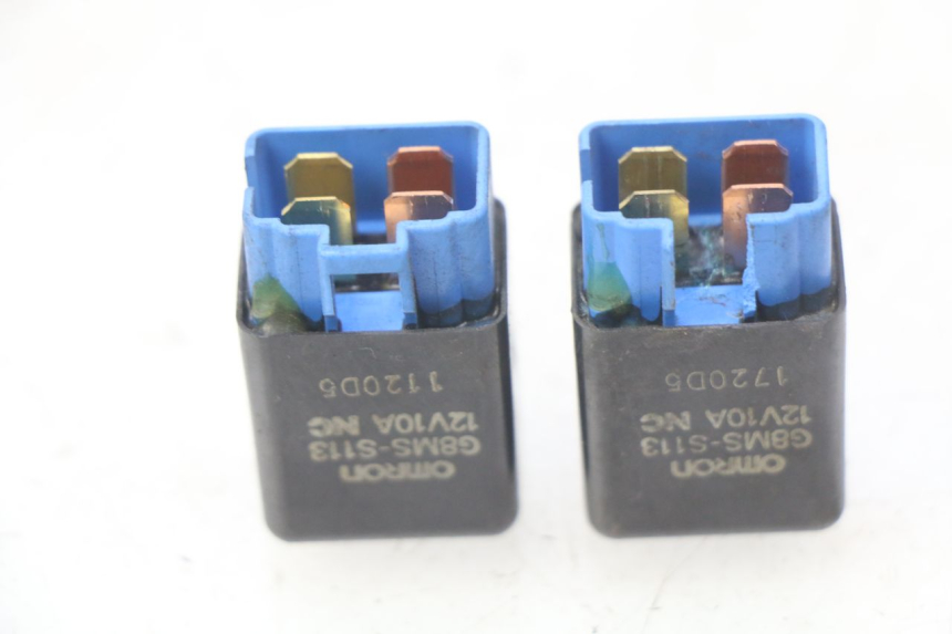photo de ELEKTRISCHES RELAIS SUZUKI SIXTEEN 125 (2008 - 2010)