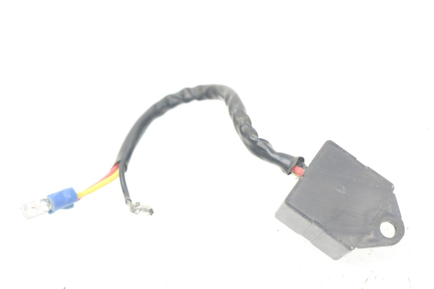 photo de ELEKTRISCHES RELAIS YAMAHA SR 125 (1982 - 2003)