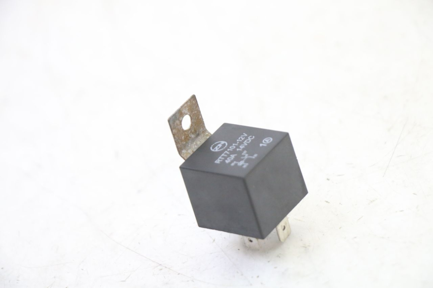 photo de RELAIS HONDA ST PAN EUROPEAN 1300 (2002 - 2013)