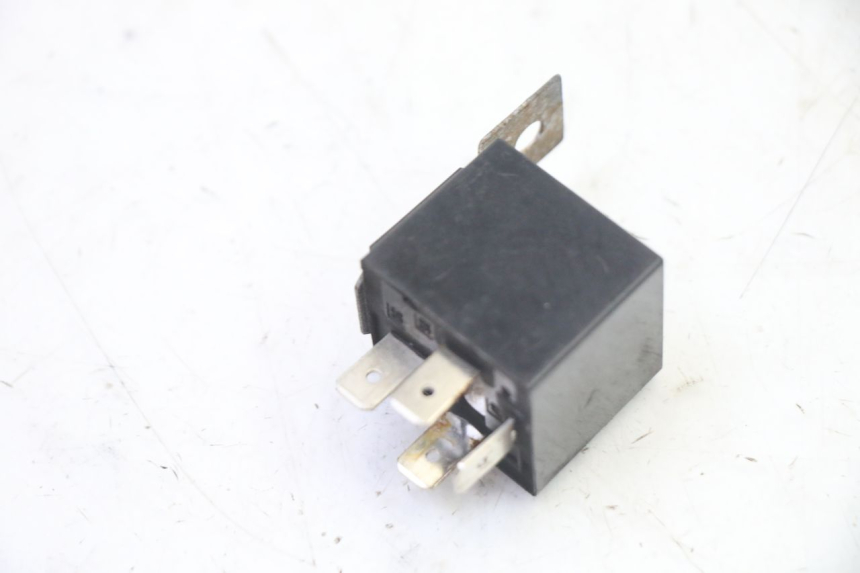 photo de RELAIS HONDA ST PAN EUROPEAN 1300 (2002 - 2013)