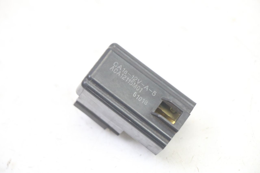 photo de ELEKTRISCHE RELAIS SUZUKI UH BURGMAN 125 (2002 - 2006)