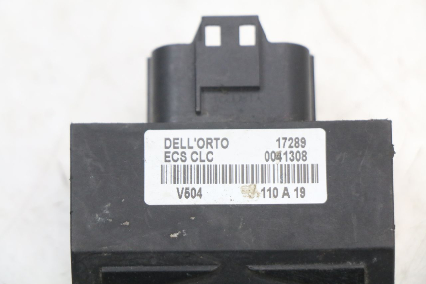 photo de Elektrisches Relais VASTRO STREET X 4T 50 (2016 - 2021)