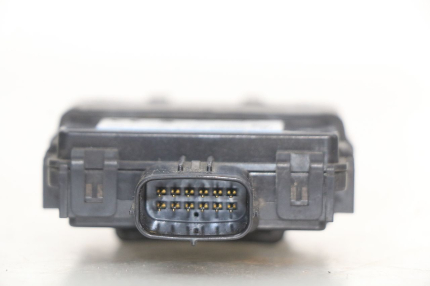 photo de ELEKTRISCHE RELAIS YAMAHA XMAX X-MAX ABS 125 (2017 - 2020) - Zoom auf Gebrauchszustand