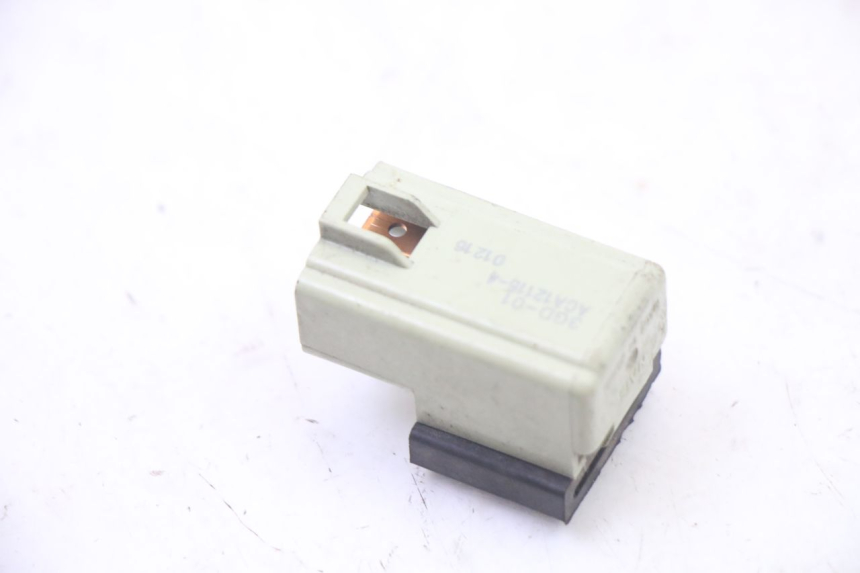 photo de ELEKTRISCHES RELAIS YAMAHA X-MAX XMAX 125 (2010 - 2014)