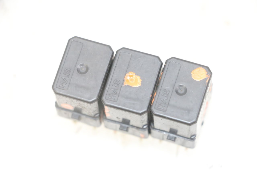 photo de ELEKTRISCHE RELAIS YAMAHA XMAX X-MAX 125 (2006 - 2009)