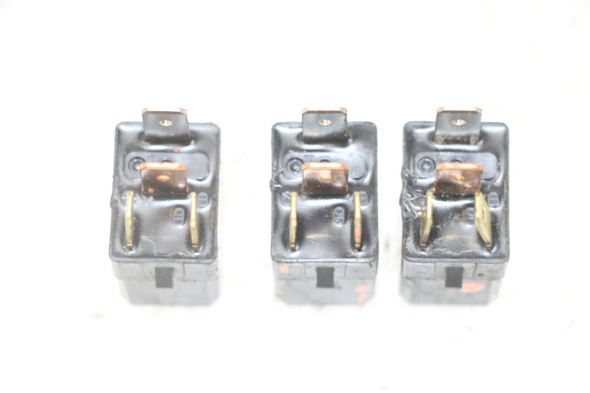 photo de ELEKTRISCHE RELAIS YAMAHA XMAX X-MAX 125 (2006 - 2009)