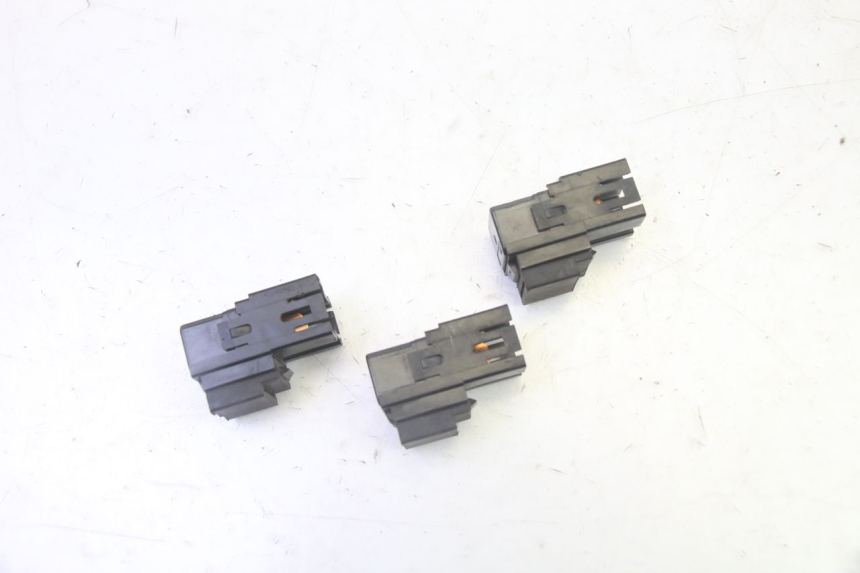 photo de ELEKTRISCHES RELAIS YAMAHA X-MAX XMAX 125 (2010 - 2014)