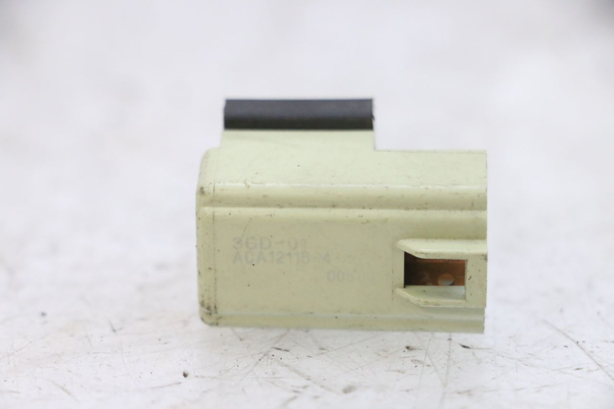 photo de ELEKTRISCHES RELAIS YAMAHA X-MAX XMAX 125 (2010 - 2014)