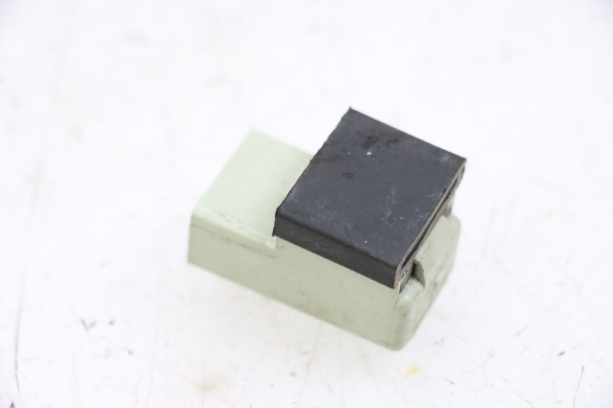 photo de ELEKTRISCHES RELAIS YAMAHA X-MAX XMAX 125 (2010 - 2013) - Zoom auf Gebrauchszustand