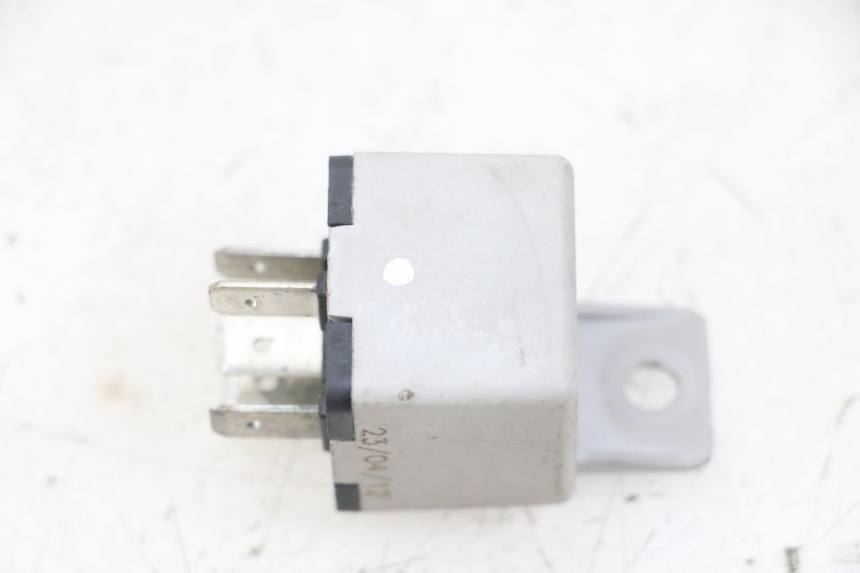 photo de ELEKTRISCHE RELAIS PIAGGIO XEVO - X EVO 125 (2007 - 2016) - Zoom auf Gebrauchszustand