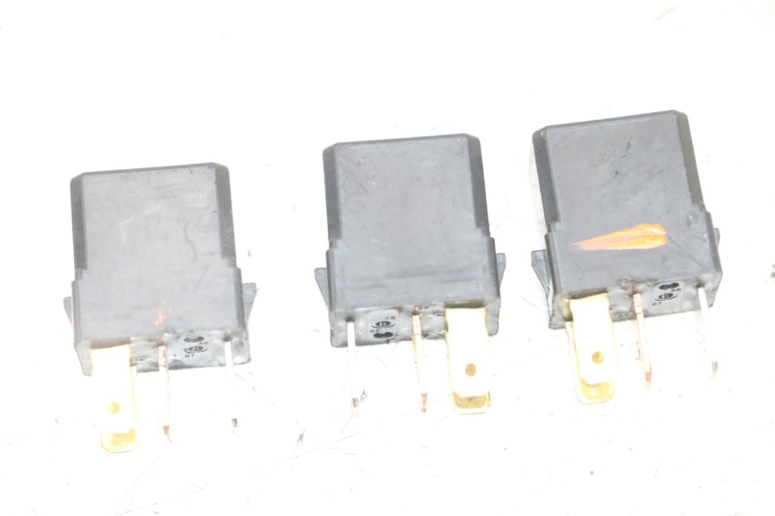 photo de ELEKTRISCHE RELAIS YAMAHA XMAX X-MAX 125 (2006 - 2009)