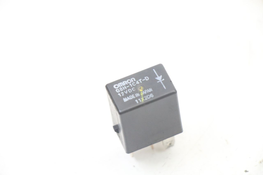 photo de RELAIS YAMAHA FZS FAZER 600 (2001 - 2003)