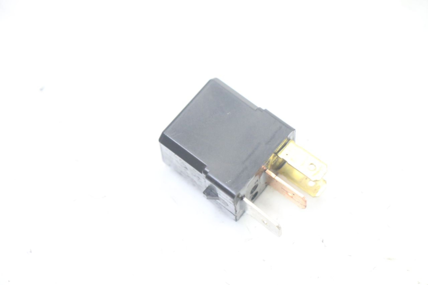 photo de RELAIS YAMAHA FZS FAZER 600 (2001 - 2003)