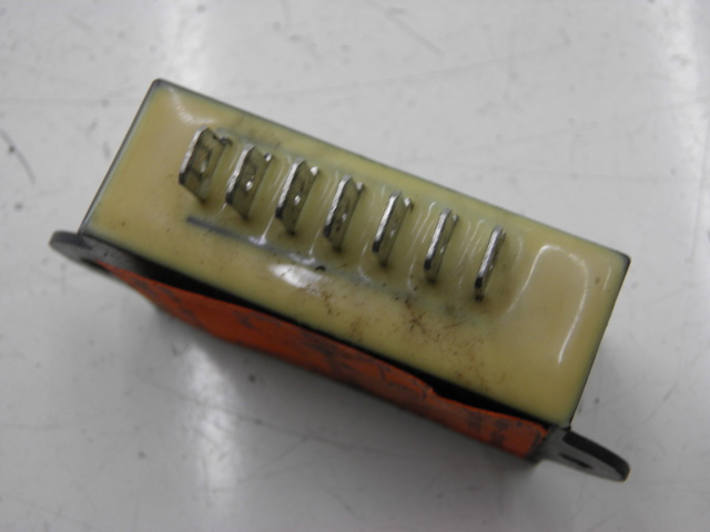 photo de ELEKTRISCHE RELAIS YAMAHA FZS FAZER 600 (1998 - 2001)