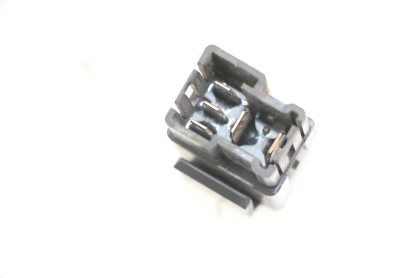 photo de RELAIS YAMAHA FZS FAZER 600 (2001 - 2003)