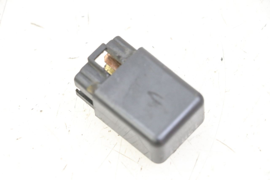 photo de ELEKTRISCHES RELAIS YAMAHA SR 125 (1982 - 2003)
