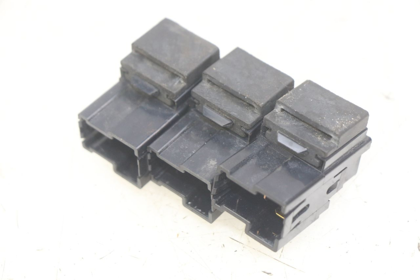 photo de ELEKTRISCHE RELAIS YAMAHA YP MAJESTY 400 (2004 - 2008)