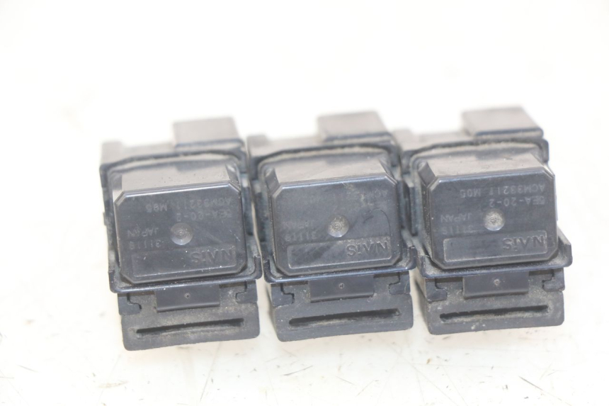 photo de ELEKTRISCHE RELAIS YAMAHA YP MAJESTY 400 (2004 - 2008)