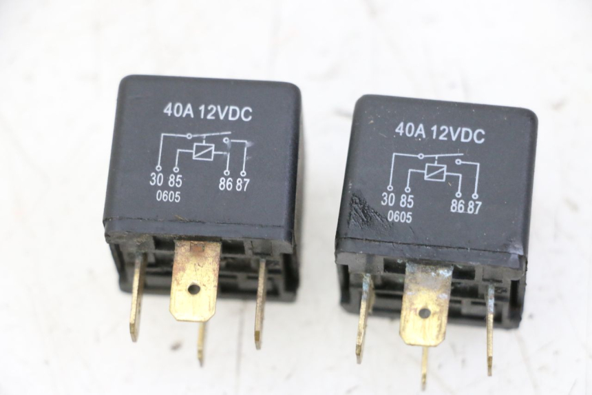 photo de ELEKTRISCHES RELAIS YAMAHA YP MAJESTY 125 (2002 - 2006)