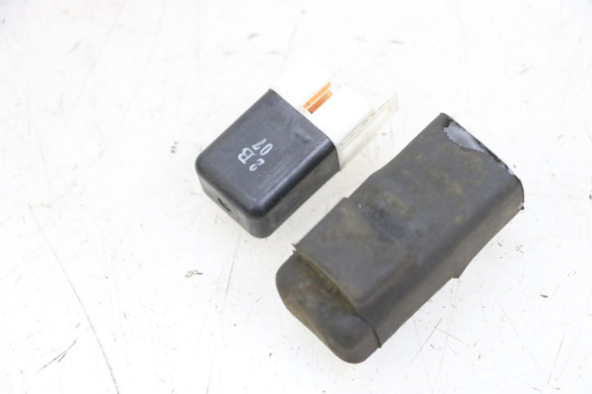 photo de RELAIS KAWASAKI ZR 7 750 (1999 - 2001) - Detailansicht des Bauteils